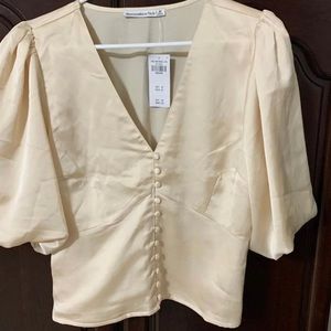*NWT* Abercrombie & Fitch Silk Blouse